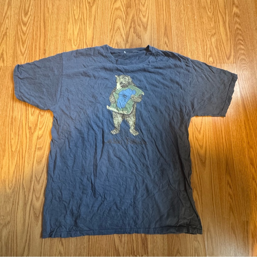 Men’s Vintage Blue Graphic T-Shirt with Bear Design L
